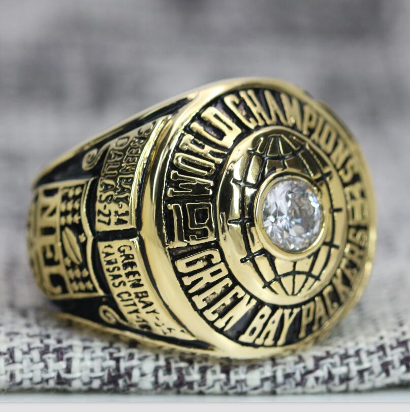 Green Bay Packers Super Bowl Ring (1966) - Premium Series - Rings For Champs, NFL rings, MLB rings, NBA rings, NHL rings, NCAA rings, Super bowl ring, Superbowl ring, Super bowl rings, Superbowl rings, Dallas Cowboys