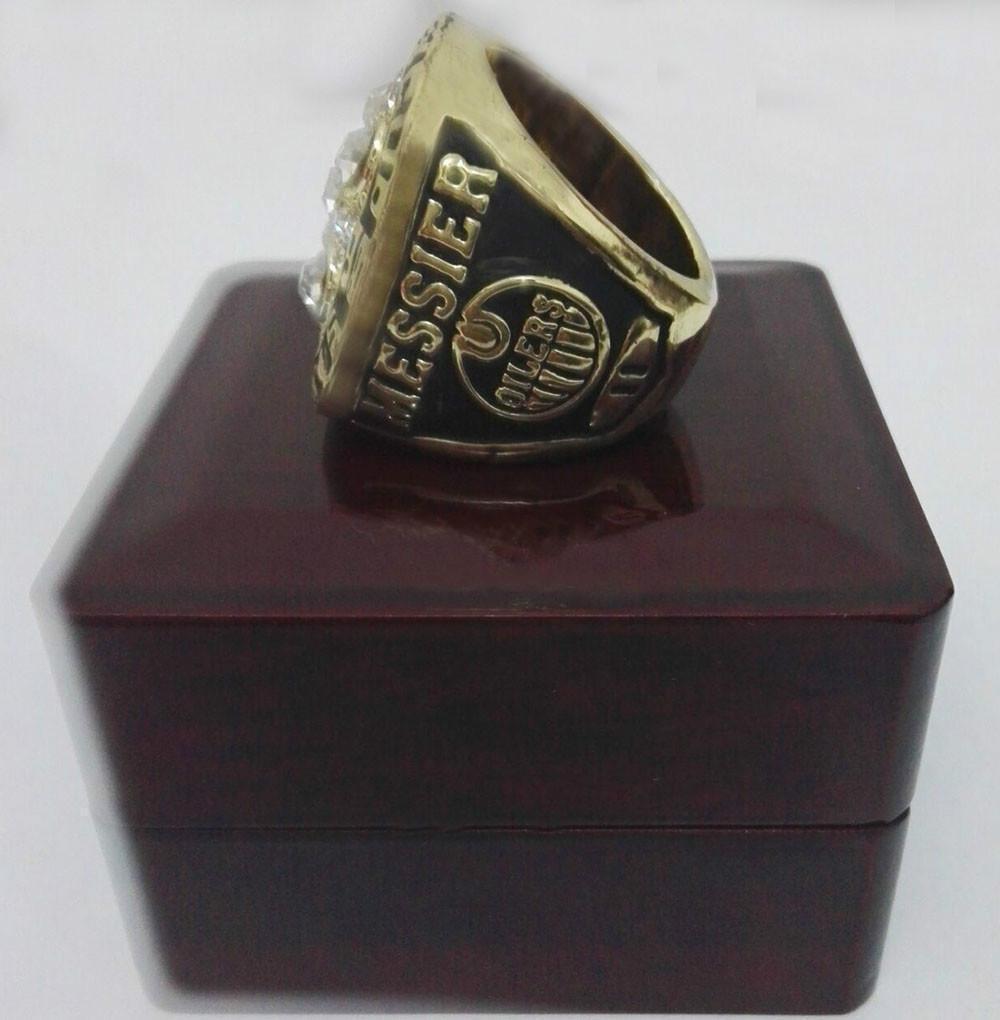 Edmonton Oilers Stanley Cup Ring (1990) - Rings For Champs, NFL rings, MLB rings, NBA rings, NHL rings, NCAA rings, Super bowl ring, Superbowl ring, Super bowl rings, Superbowl rings, Dallas Cowboys