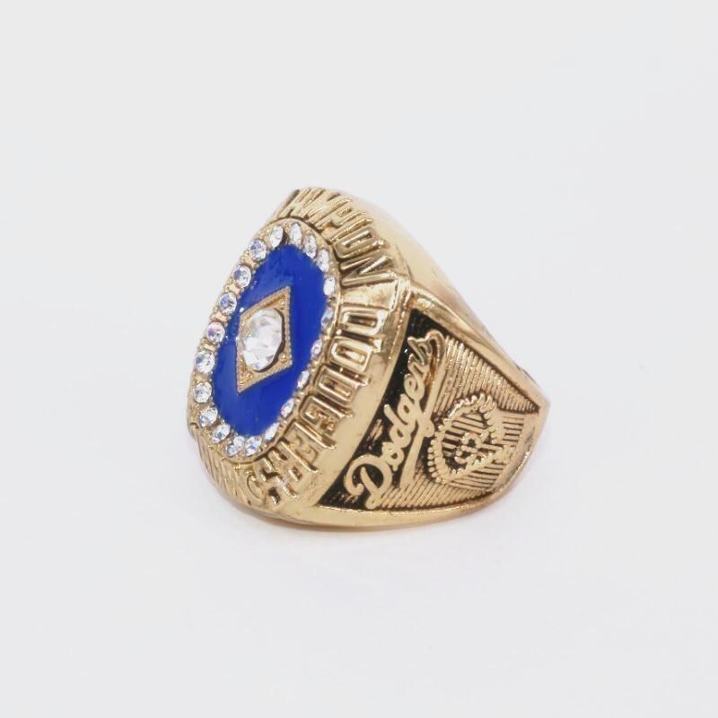 Los Angeles Dodgers World Series Ring (1988) - Rings For Champs, NFL rings, MLB rings, NBA rings, NHL rings, NCAA rings, Super bowl ring, Superbowl ring, Super bowl rings, Superbowl rings, Dallas Cowboys