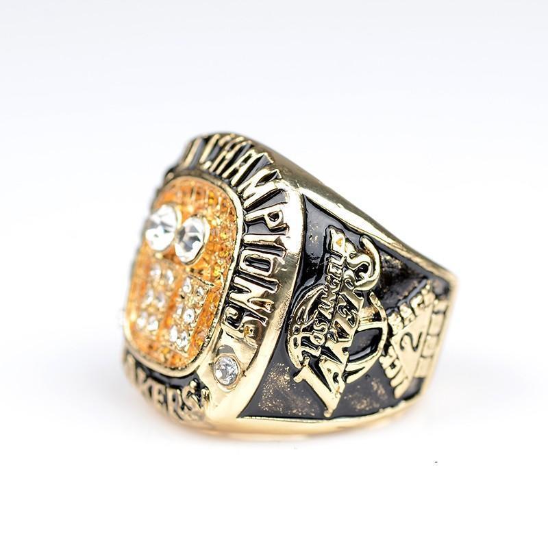 Los Angeles Lakers NBA Championship Ring (2001) - Kobe Bryant - Rings For Champs, NFL rings, MLB rings, NBA rings, NHL rings, NCAA rings, Super bowl ring, Superbowl ring, Super bowl rings, Superbowl rings, Dallas Cowboys