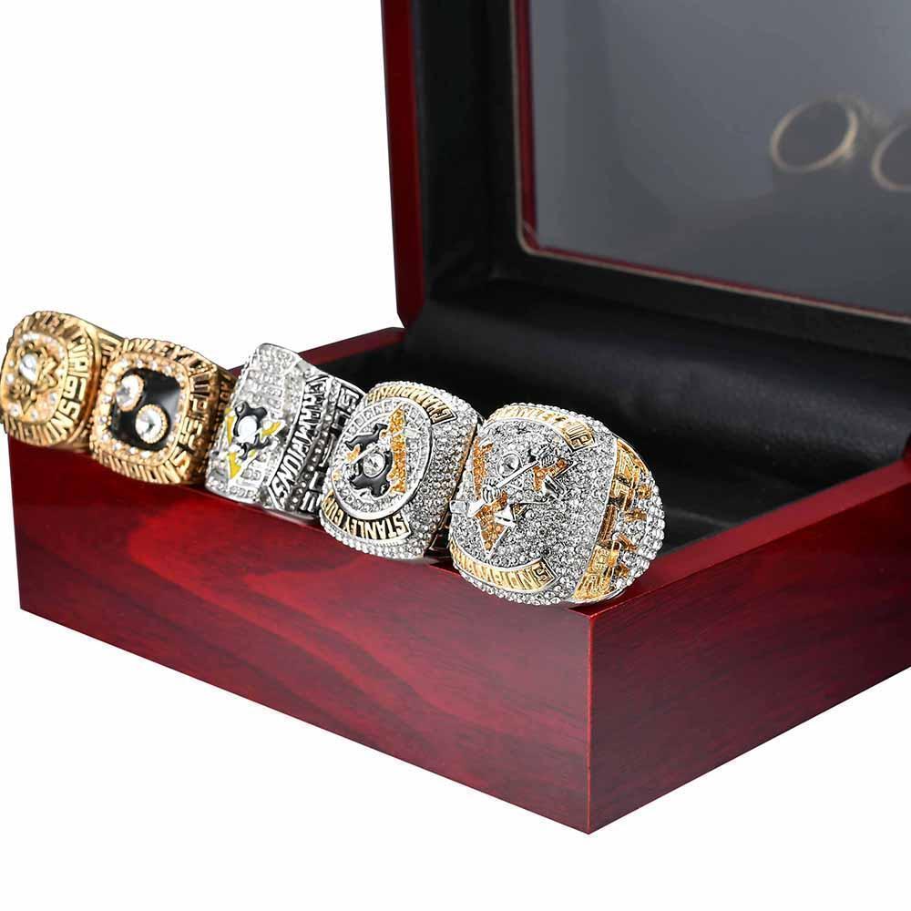 Pittsburgh Penguins Reveal Their Stanley Cup Bling