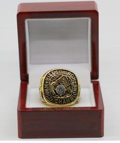 Pittsburgh Pirates World Series Ring (1960) - Rings For Champs, NFL rings, MLB rings, NBA rings, NHL rings, NCAA rings, Super bowl ring, Superbowl ring, Super bowl rings, Superbowl rings, Dallas Cowboys