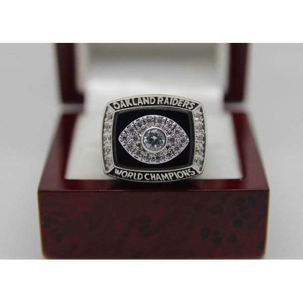 Oakland Raiders Super Bowl Ring (1976) - Premium Series - Rings For Champs, NFL rings, MLB rings, NBA rings, NHL rings, NCAA rings, Super bowl ring, Superbowl ring, Super bowl rings, Superbowl rings, Dallas Cowboys